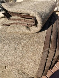 PATURA DE LANA VINTAGE - 140x210 CM - SURPLUS MILITAR ARMATA ROMANA - UZATA