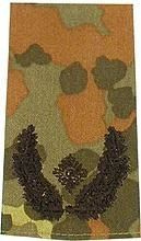 EMBLEMA - GERMAN ARMY FLECKTARN CAMO/BLACK SHOULDER LOOPS ´MAJOR´