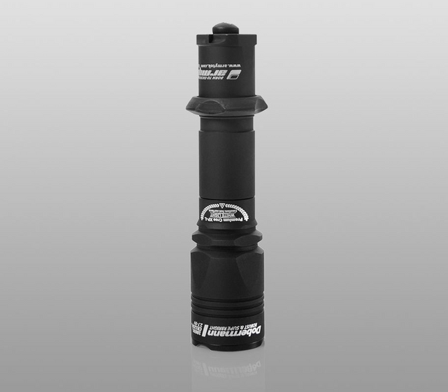 Lanterna tactica Armytek Dobermann XP-L HI White