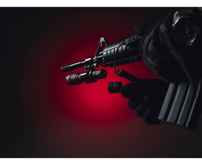 Armytek Dobermann Pro Magnet USB Flashlight (Warm Light) - Black