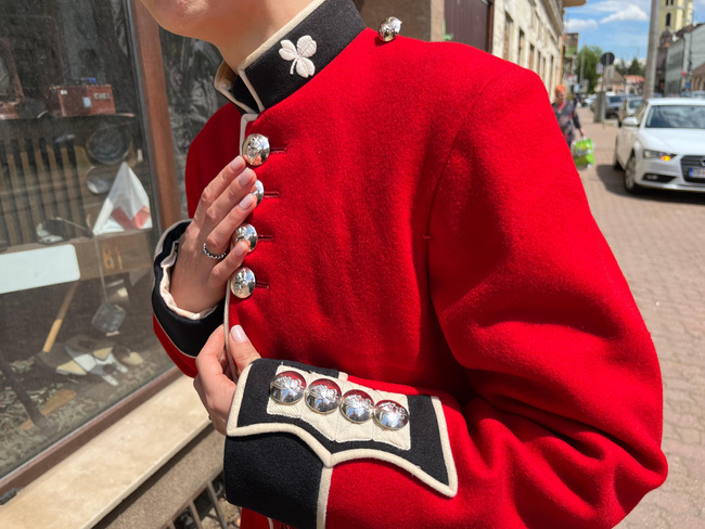 TUNIC WITHOUT EPAULETS - BRITISH ARMY MILITARY SURPLUS - RED - USED