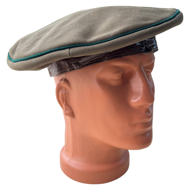 BERETA RARA OFITERI - VANATORI DE MUNTE - SURPLUS MILITAR ARMATA ROMANA - VERDE OD CU BANDA MARO/NEAGRA - IN STARE BUNA