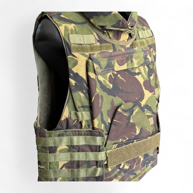 VESTA TACTICA MOLLE - CAMUFLAJ DPM - SURPLUS MILITAR ARMATA ROMANA - IN STARE BUNA