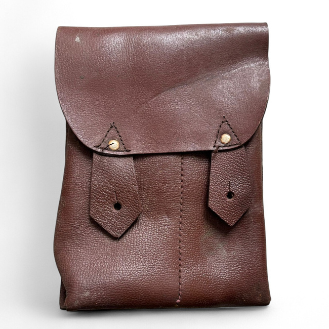 Geanta din piele pentru 4 incarcatoare AK-47 - Surplus Armata Romana - In stare buna 