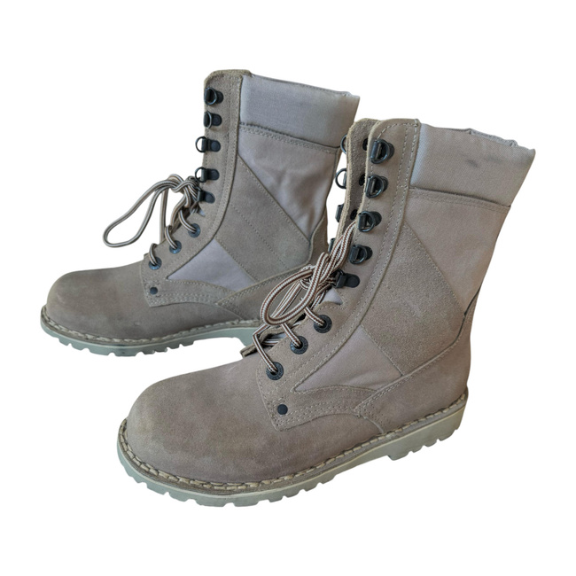ROMANIAN MILITARY BOOTS - DESERT- LIKE NEW