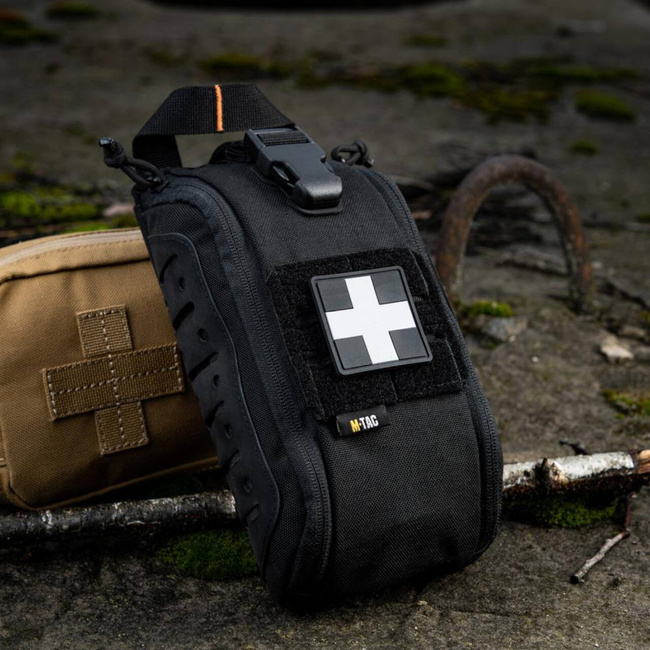 PATCH PATRAT CRUCE MEDICALA PVC - NEGRU/GRI - M-TAC