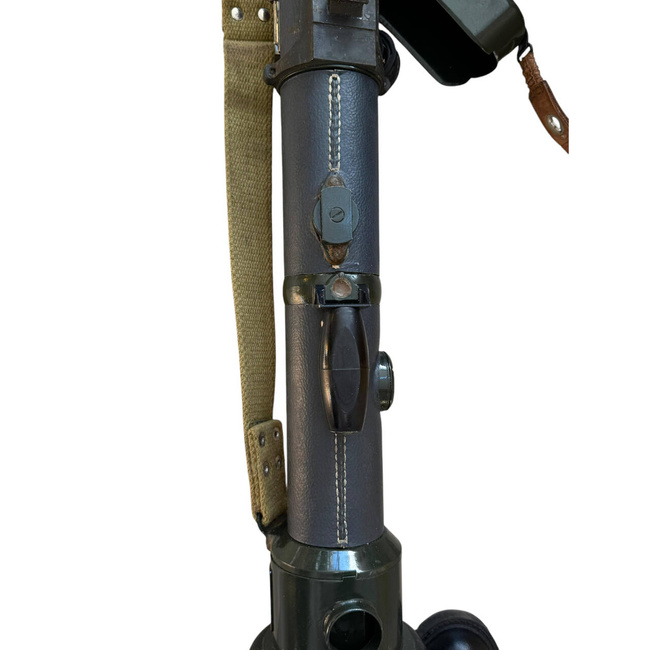 TELEMETRU STEREOSCOPIC CU CUTIE METALICA DE TRANSPORT, BARA DE MASURARE SI TREPIED - WWII - SURPLUS MILITAR AUTENTIC ROMANESC - DECO/IN STARE BUNA