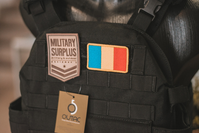 VESTA TACTICA PENTRU PLACI BALISTICE - OUTAC - Defcon 5 - NEAGRA