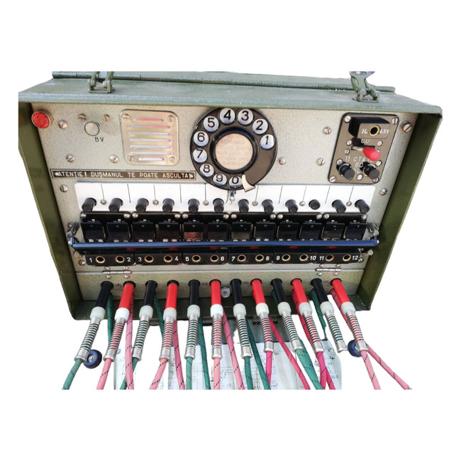CENTRALA TELEFONICA DE CAMPANIE F 1612 - SURPLUS MILITAR ARMATA ROMANA - CA NOUA, IN STARE PERFECTA DE FUNCTIONARE