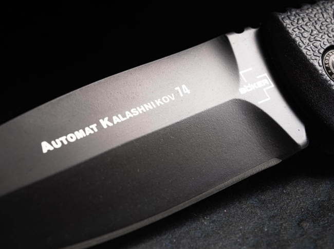 CUTIT DE BUZUNAR AKS-74 SPEARPOINT D2 - BOKER PLUS