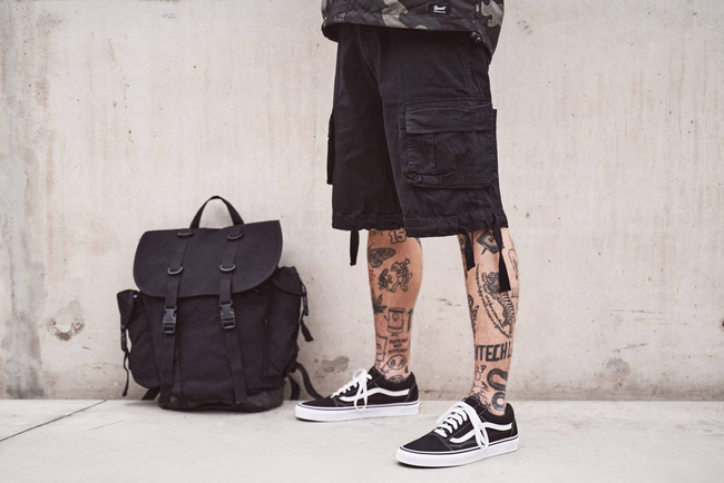 Pantaloni scurti Urban Legend negri