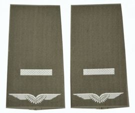 EMBLEMA - GENUINE GERMAN AIR FORCE O.D./SILVER SHOULDER LOOPS ´UNTEROFFIZIER-ANWÄRTER´