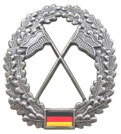 INSIGNA GENUINE GERMAN METAL BERET BADGE HEERESAUFKLÄRER