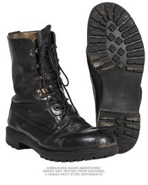 BRITISH COMBAT BOOTS USED