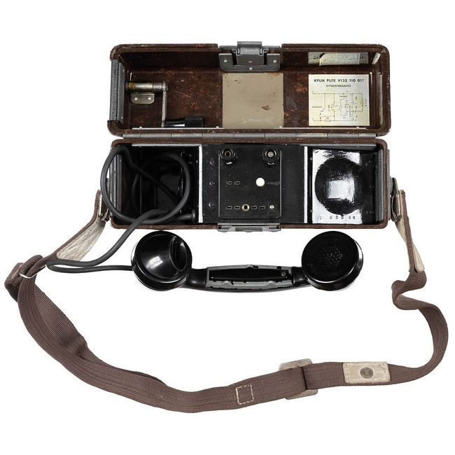 TELEFON  FINLANDEZ - SURPLUS MILITAR - FOLOSIT - STARE EXCELENTĂ