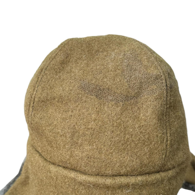 CACIULA DIN POSTAV CU BLANA - VERDE - SURPLUS MILITAR ARMATA ROMANA - UZATA