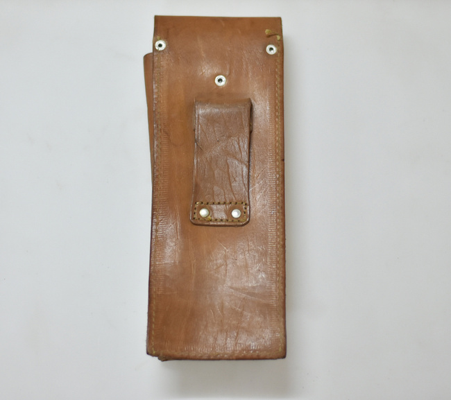 LEATHER MAGAZINE POUCH - MILITARY SURPLUS ROMANIAN ARMY - LIKE NEW