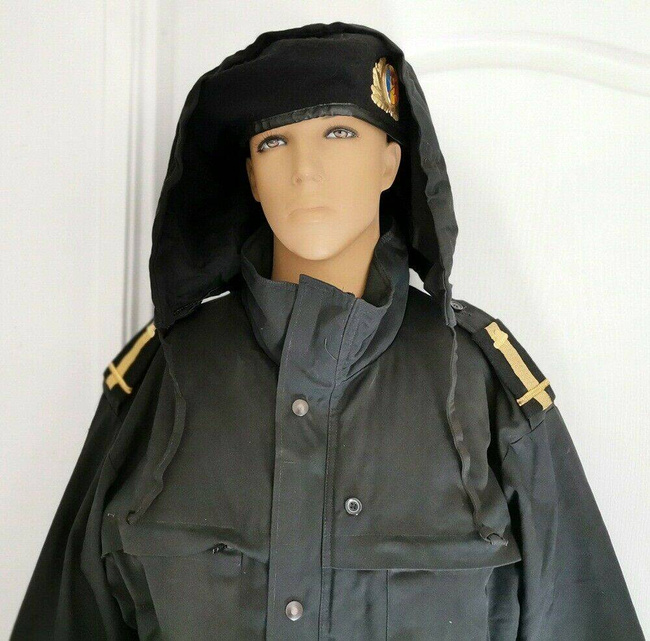 COMBINEZON DE TANCHIST PENTRU IARNA - SURPLUS MILITAR DE LA ARMATA ROMANA - MARIME UNIVERSALA - UZAT