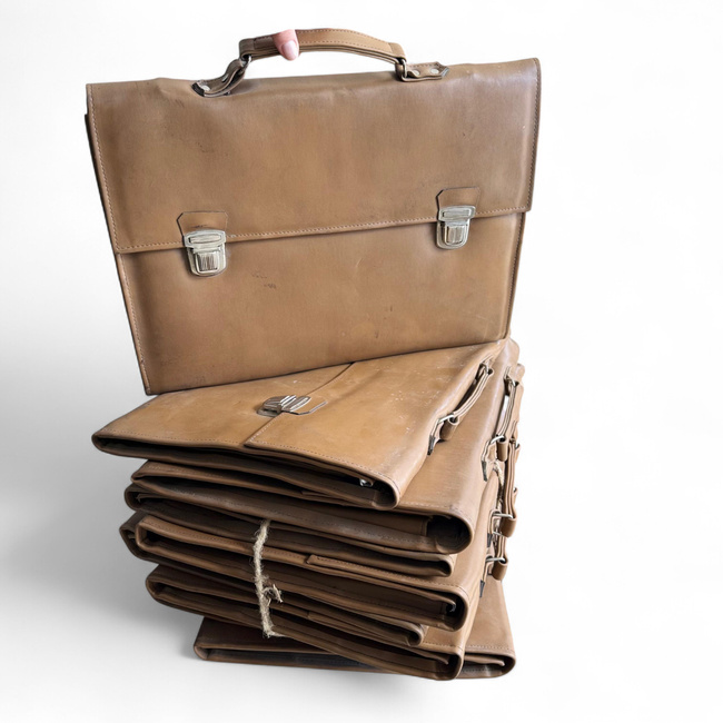 VINTAGE BRIEFCASE - ROMANIAN ARMY MILITARY SURPLUS - BROWN - IN GOOD CONDITION