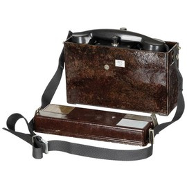 TELEFON  FINLANDEZ - "ERICSSON" - SURPLUS MILITAR - FOLOSIT - STARE EXCELENTĂ