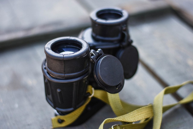 VALDADA I.O.R. 7x40 MILITARY BINOCULARS WITH INFRARED FILTER - MILITARY SURPLUS ROMANIAN ARMY - LIKE NEW