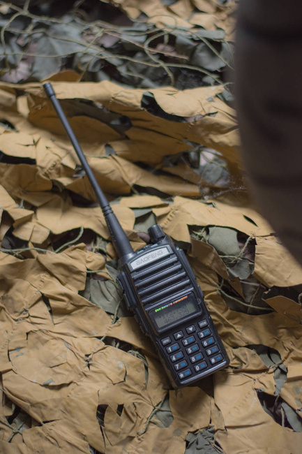 Radio Manual Dual Band Baofeng UV-82 Radio - (VHF/UHF)