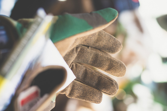 TACTICAL GLOVES - FAST FIT - Mechanix - WOODLAND