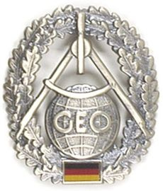 INSIGNA GENUINE GERMAN ARMY METAL BERET BADGE ´TOPOGRAPHIE´