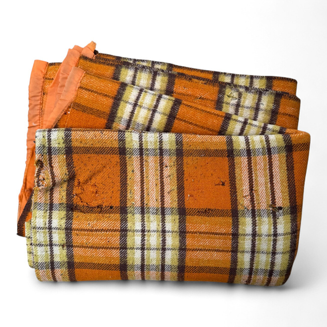 PURE WOOL VINTAGE BLANKET - 140x210 CM - ROMANIAN ARMY MILITARY SURPLUS - DEGRADED