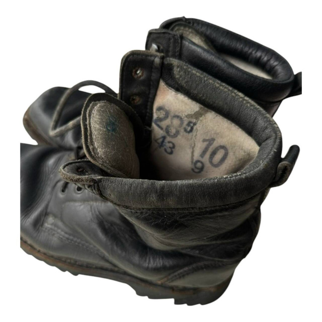 LEATHER MILITARY BOOTS - MOUNTAIN HUNTERS - MILITARY SURPLUS ROMANIAN ARMY - BLACK - USED