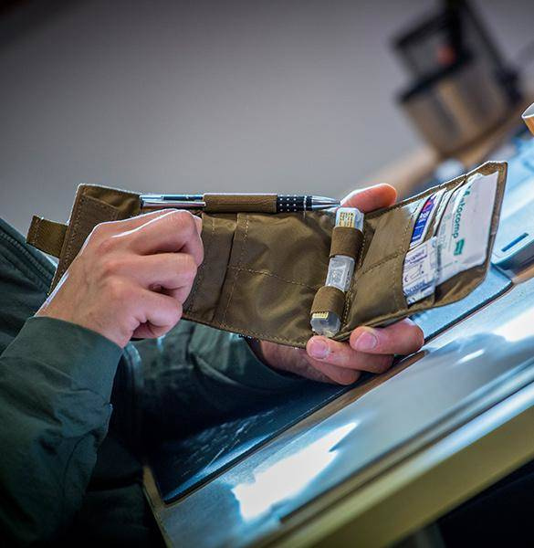 POUCH PENTRU TRUSA DE PRIM AJUTOR - POCKET MED INSERT - CORDURA - Helikon-Tex - VERDE OLIV