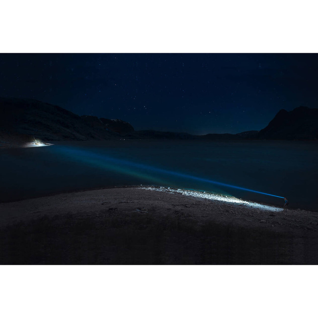 Lanterna LED Nebo Davinci 2000, acumulator, 2000lm, 3 trepte de luminozitate, lumina intermitenta, zoom, aluminiu, IP67, gri