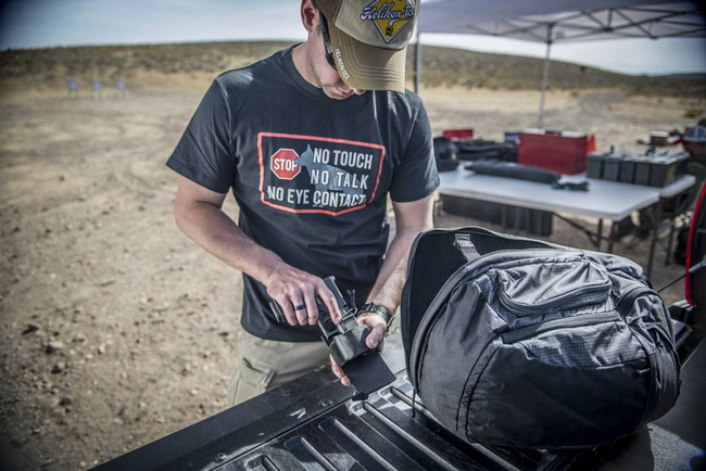 TRICOU (K9 - NO TOUCH) - HELIKON